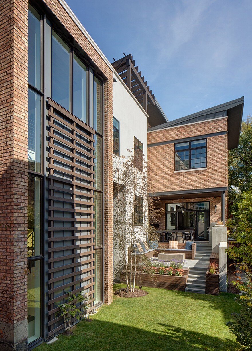 Bucktown House by Blender Architecture