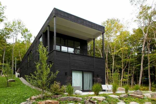 Cedar Cottage for Ski Weekends / Paul Bernier Architecte 4