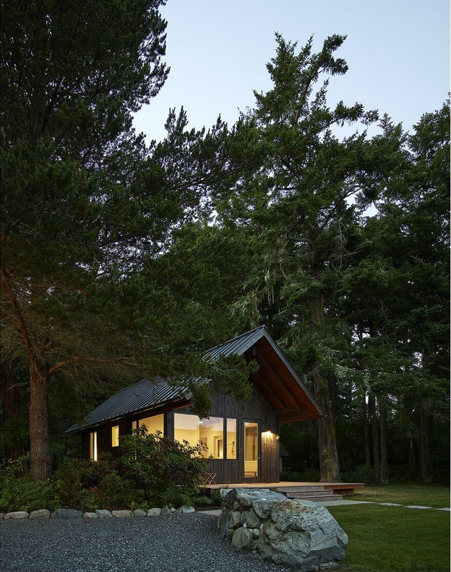 Island Small Cabins / goCstudio