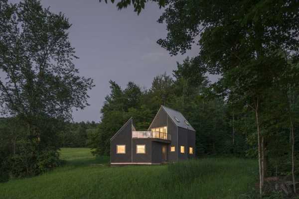 Tunbridge Winter Cabin in the Green Mountains of Vermont 10