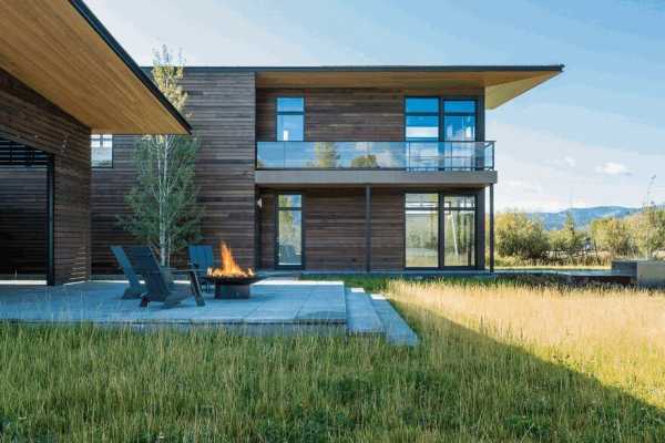 Contemporary Mountain Home in Wyoming Offering Comfort and Seclusion 12