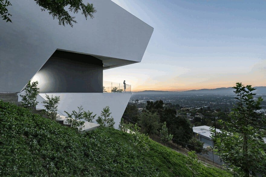 Mulholland House in Beverly Hills / Arshia Architects 10