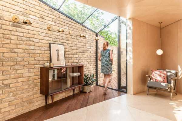 Backyard Study Extension in Hackney, London