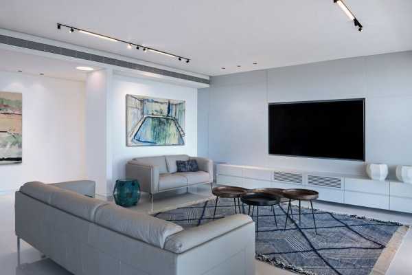 Crystal Blue Apartment in Tel Aviv