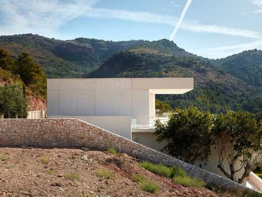 Quarry House in Valencia, Ramon Esteve Studio 1