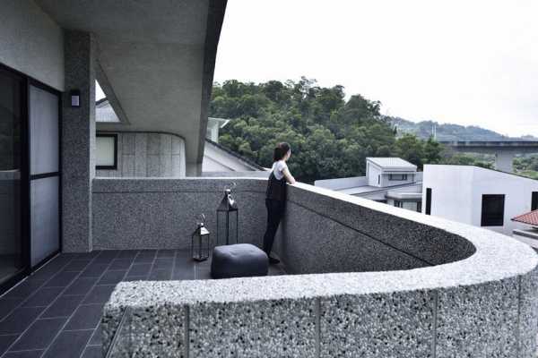 Brutalist-Style House in Northern Taiwan, Yuan Architects 15