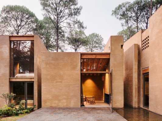 Five Vacation Houses in the Middle of the Forest in Valle de Bravo, Mexico 2