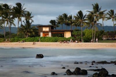 Hale Nukumoi Beach House by Walker Warner Architects 22
