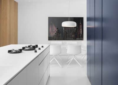 Minimalist Contemporary Home / Dominique Jacquet and Anne Sophie Goneau