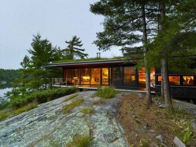 Four-Season Family Cabin in Southern Ontario by Ian MacDonald 1