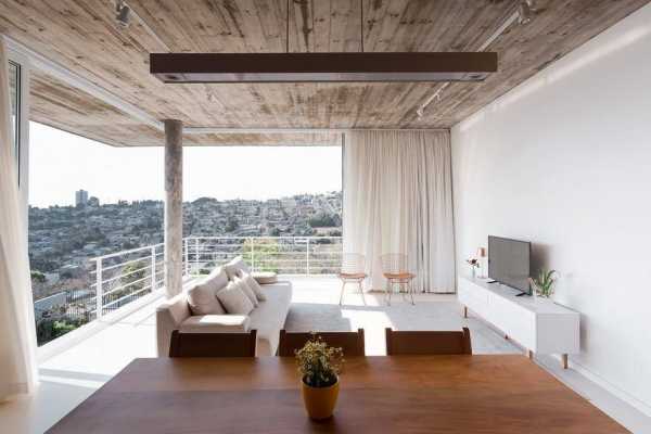 Concrete White House In Brazil Overlooks The City From Above 5