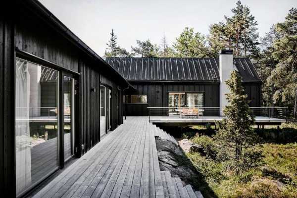 Swedish Summer House Combines Japanese Simplicity with Scandinavian Cottage Traditions 3