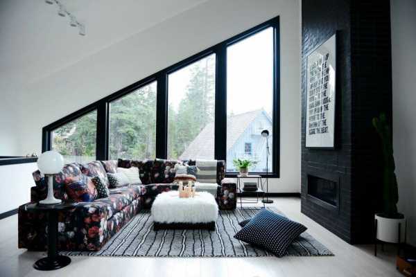 Alpine Noir Chalet, Casework Design Studio 4