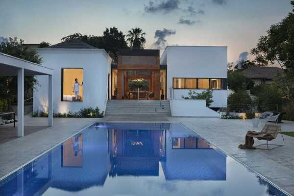 Enchanting Farmhouse Design in Israel by Henkin Shavit