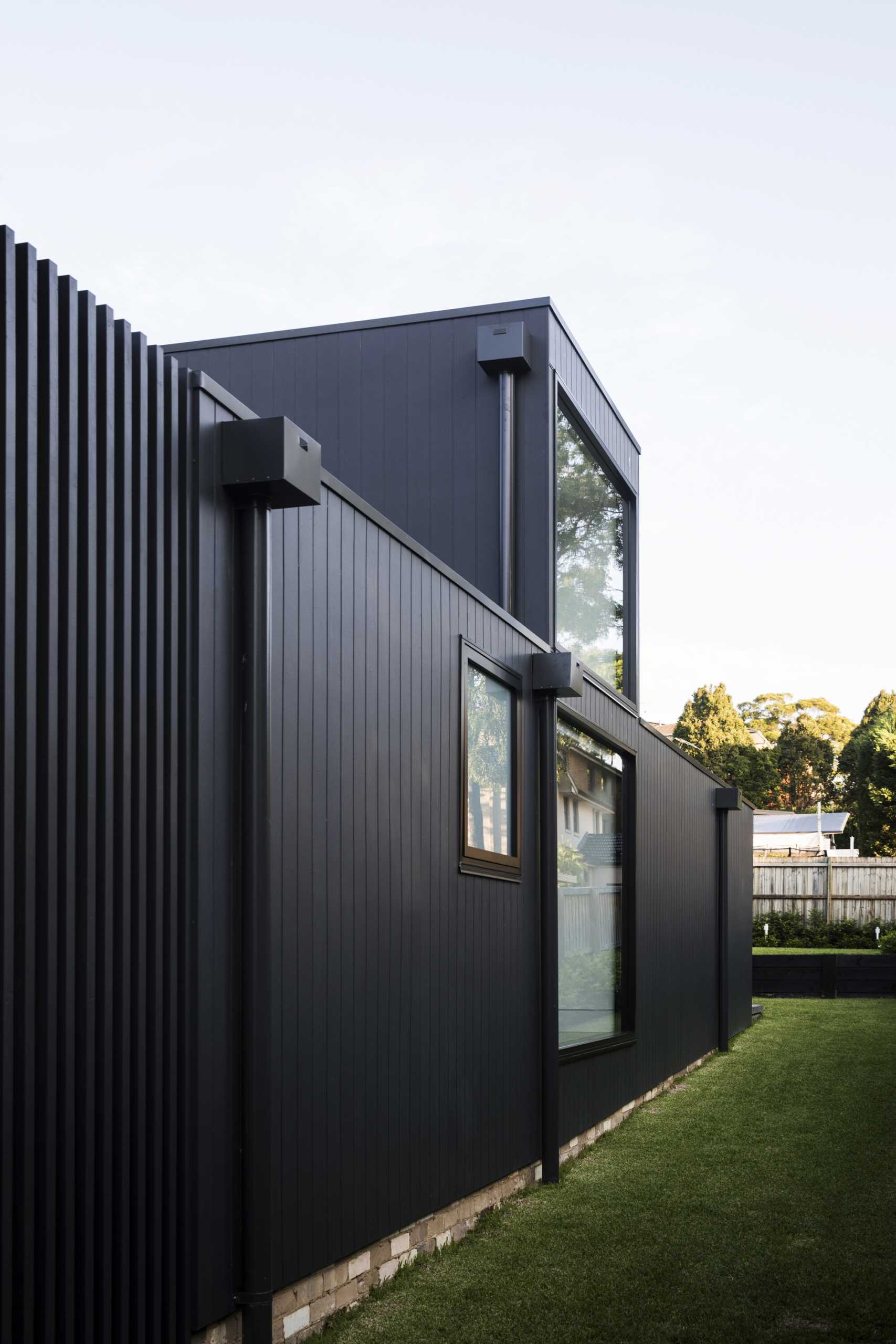 Reimagine a 1930s Californian Bungalow into a Spacious Family Home