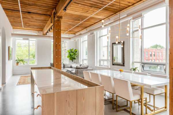 Candy Loft in the Heart of Downtown Toronto / Studio AC