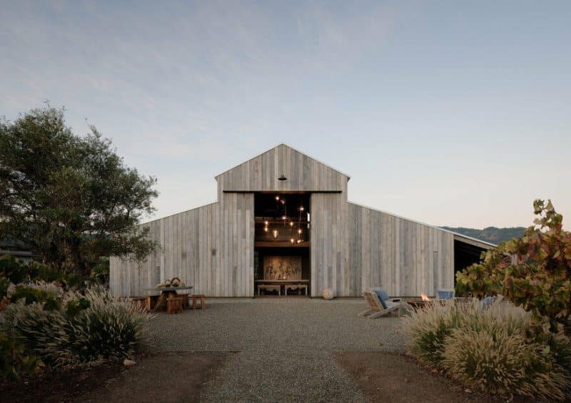 farmhouse / Field Architecture
