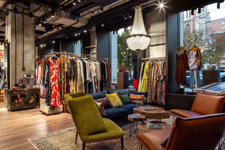 Apt.13 Fashion Boutique in the Heart of Kyiv / Yurij Tereshchenko