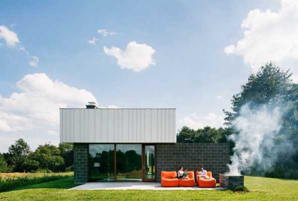 Catskills House Designed as an Escape from City Life