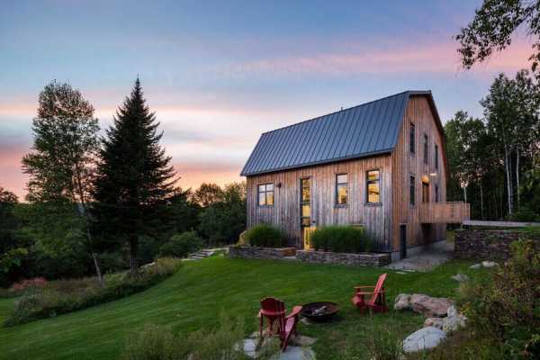 Ancient Barn Transformed by La Firme into a Gathering Place for Family