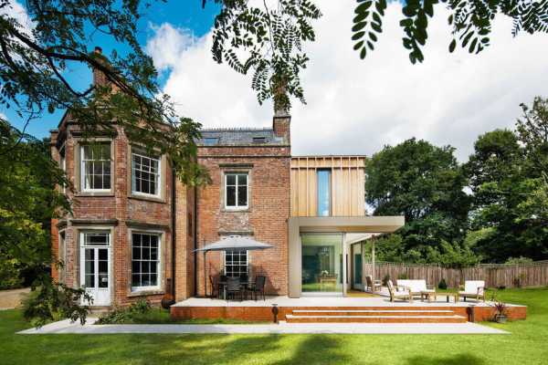 Historic Family Home Complimented with Contemporary Extension in Hampshire