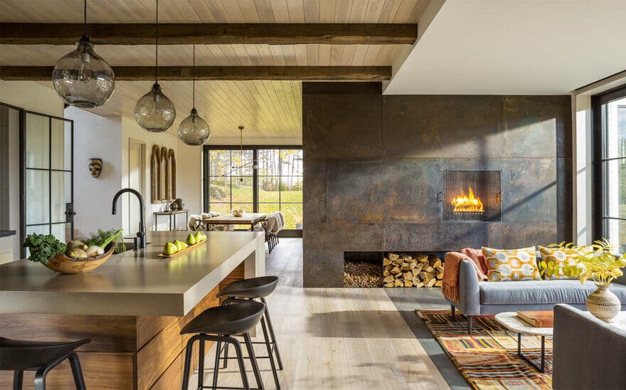 Vermont Modern Farmhouse / Joan Heaton Architects