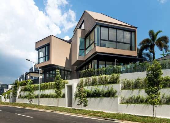 Multi-Generational Tropical Bungalow in Singapore