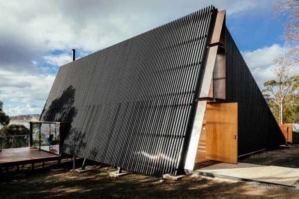 Apollo Bay House on Tasmania’s Idyllic Bruny Island