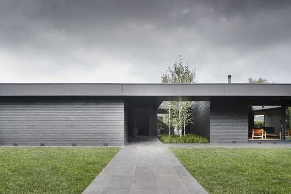 Central Park Road House / Studiofour