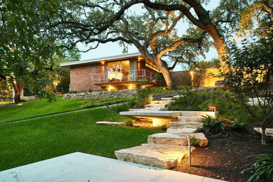 Balcones Residence, Texas / Clayton & Little