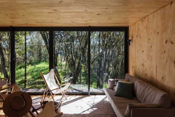 MINIMOD Retreat by MAPA Based on Prefab Plug & Play Logics