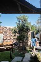 Breezeway House / David Boyle Architect