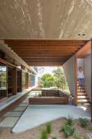 Breezeway House / David Boyle Architect