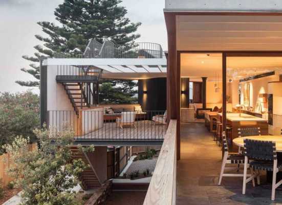 Breezeway House / David Boyle Architect