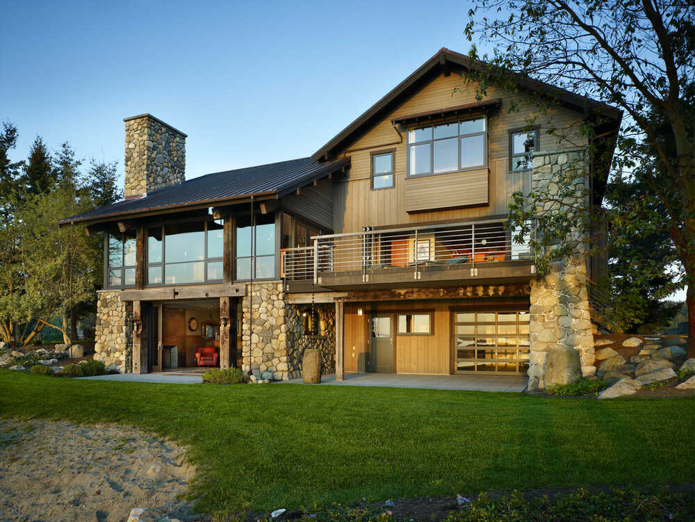 Lopez Island Beach Cabin by Graham Baba Architects