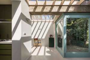 Colour Plane House by Turner Architects