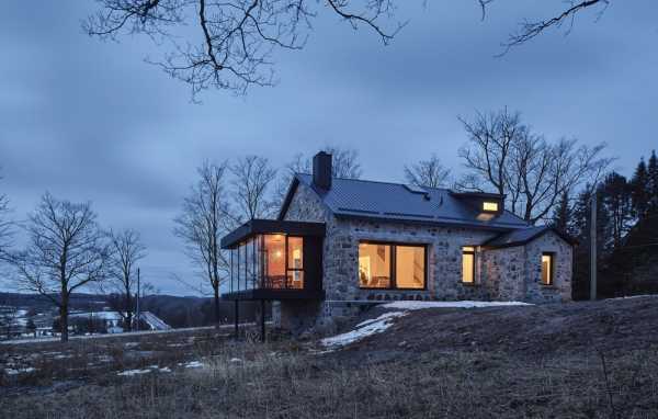 Schoolhouse Conversion by Brian O’Brian Architect