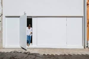 Bartolomeu Dias House by Aurora Arquitectos