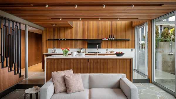 Portage Bay House, Heliotrope Architects