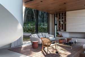 Panoramic House by Schuchovski Arquitetura