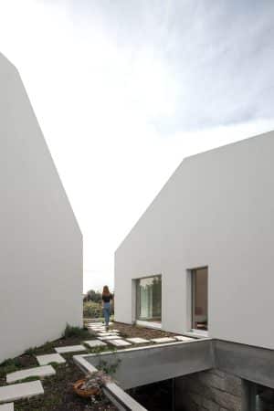 Casa Rio by Paulo Merlini Architects