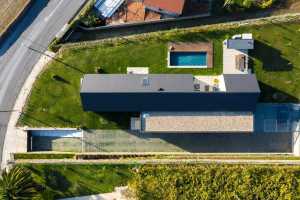 Modern Reinterpretation of the Traditional Portuguese House with a Gable Roof