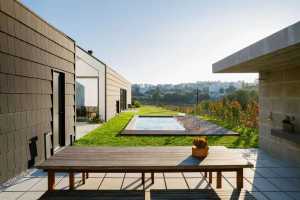 Modern Reinterpretation of the Traditional Portuguese House with a Gable Roof