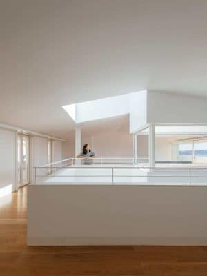 Apartment Building in Lisbon by Aurora Arquitectos