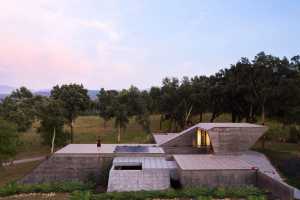 Cork Oak House by Hugo Pereira Arquitetos