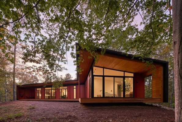 French Broad House by Sanders Pace Architecture