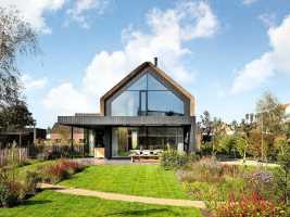 Villa Benthuizen by Arjen Reas Architecten