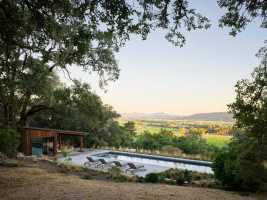 Blue Oaks Residence by Richard Beard Architects