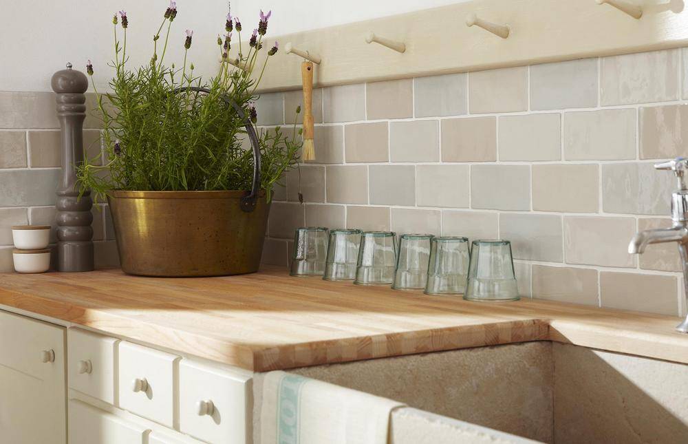 Trendy Kitchen Colors 2021: The Best Kitchen Tiles Colours