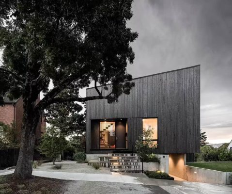 Modernist Single-Family Three Storey Home in Portland